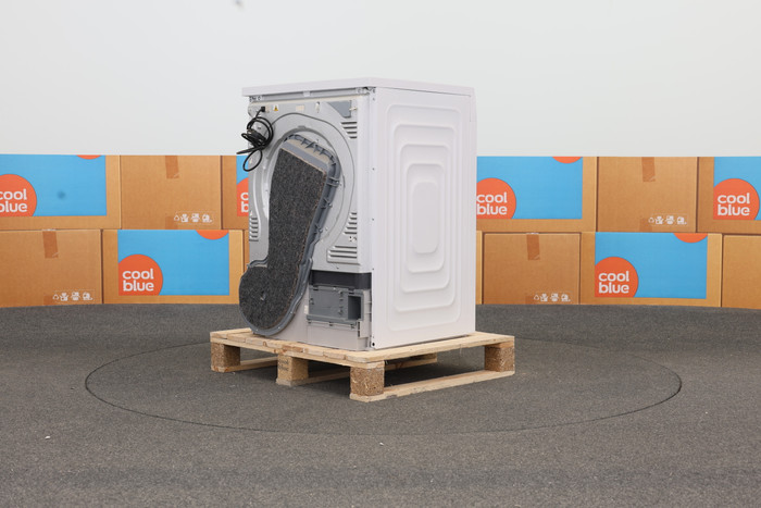 Beko B5T6824WS1 SteamCure 