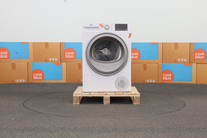 Beko B5T6824WS1 SteamCure 