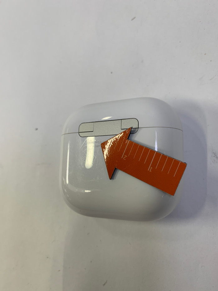 Apple AirPods 4 Active Noise Cancellation 