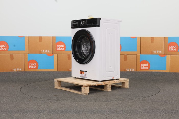 Beko B1W864BBBE SteamCure 