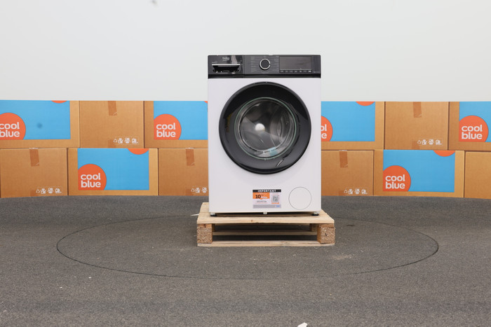 Beko B1W864BBBE SteamCure 