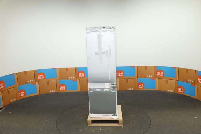 Bosch KIS87AFE0 