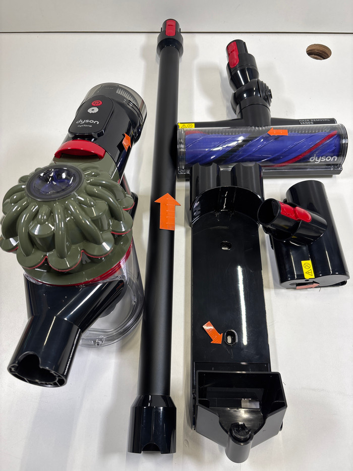 Dyson V8 Cyclone 