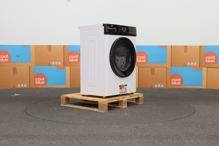 Beko B1W864BBBE SteamCure 
