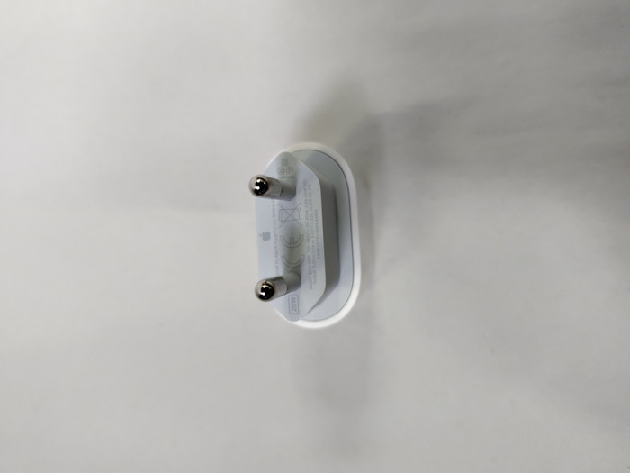 Apple USB-C Charger 20W