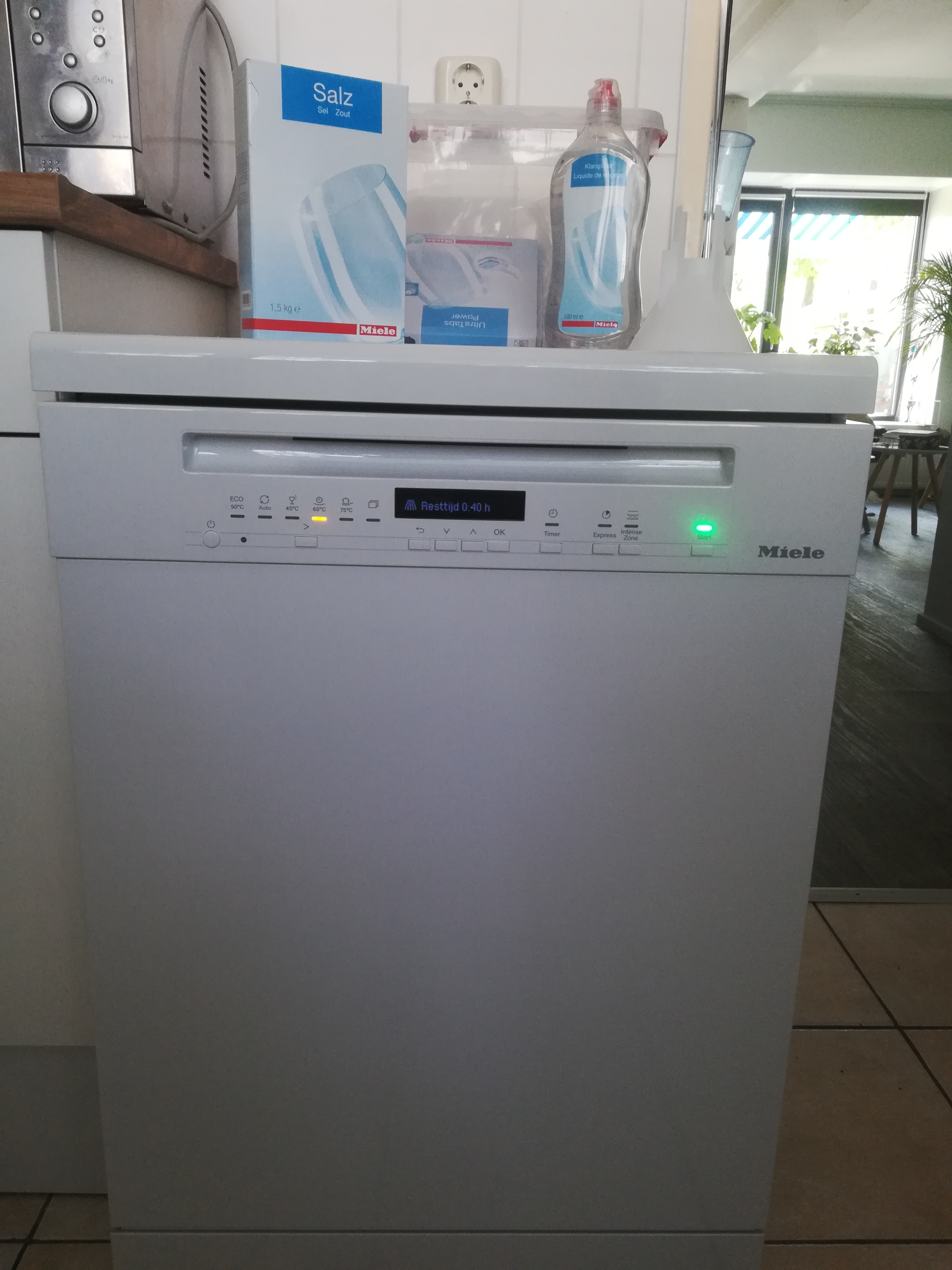 Miele G 7100 SC BW / Vrijstaand Coolblue Voor 23.59u, in huis