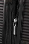 American Tourister Soundbox Expandable Spinner 55cm Bass Black detail