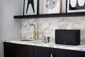 Denon Home 350 Zwart product in gebruik