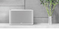 Denon Home 350 Wit product in gebruik