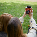 Fujifilm Instax Square SQ1 Glacier Blue produkt in gebrauch