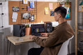 Pioneer DJ DM-40D-BT Zwart product in gebruik