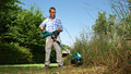 Bosch AdvancedGrassCut 36 Li (zonder accu) product in gebruik