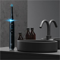 Oral-B iO 10 Black product in gebruik