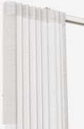 MotionBlinds Gordijnmotor en -rails (475 cm) product in gebruik