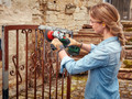 Bosch UniversalGrind 18V-75 (without battery) product in use