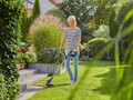 Gardena SmallCut 23/18V P4A Solo (zonder accu) product in gebruik