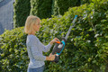 Gardena EasyCut 40/18V P4A set product in gebruik