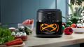 Philips Airfryer L NA231/00 product in use