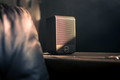 Klipsch Flexus Surr 100 Zwart product in gebruik
