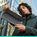 Logitech Keys-To-Go 2 Grafiet Qwerty product in gebruik