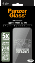 PanzerGlass Ultra-Wide Fit Apple iPhone 16 Pro Screenprotector Ceramic verpakking