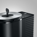 Jura Cool Control 1L Schwarz EB produkt in gebrauch
