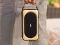 House of Marley Roots Solar Schwarz produkt in gebrauch