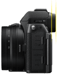 Nikon Z50 II + DX 16-50mm f/3.5-6.3 + Rucksack linke seite