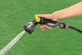 Karcher Slanghaspel HR 3.20 Set + Karcher Premium Multifunctioneel Spuitpistool product in gebruik