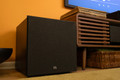JBL Stage 200P Zwart product in gebruik