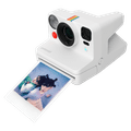 Polaroid Now+ 3 Wit + Color Film (8 stuks) product in gebruik