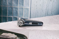 Philips Shaver i9000 Prestige XP9201/33 linkerkant