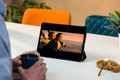 BlueBuilt iPad Pro (2024) 11 inch Tri-Fold case Black product in gebruik