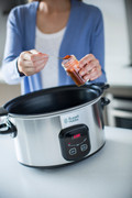 Russell Hobbs MaxiCook Searing Slowcooker 6 Liter product in gebruik