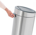 Brabantia Touch Bin 30 Liter Matt Steel Fingerprint Proof + Vuilniszakken (120 stuks) detail