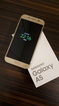Samsung Galaxy A5 (2017) Gold (Image 1 of 1)