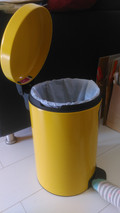 Brabantia NewIcon Pedaalemmer 12 Liter Geel (Afbeelding 1 van 1)