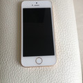 Apple iPhone SE 16 GB Goud (Afbeelding 1 van 2)