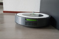 iRobot Roomba 695 (Image 2 of 3)