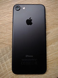 Apple iPhone 7 32GB Black (Image 2 of 19)