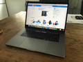 Apple MacBook Pro 15&#39;&#39; Touch Bar (2017) 16&#x2F;512 GB - 2,8Ghz Space Gray (Afbeelding 1 van 2)