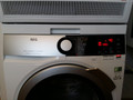 AEG SKP11GW stacking kit for all AEG and Zanussi washing machines and dryers (Image 2 of 4)