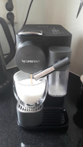 DeLonghi Nespresso Lattissima One Black (Image 3 of 3)