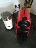 Krups Nespresso Inissia Red XN1005 (Image 1 of 3)