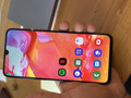 Samsung Galaxy A70 128GB Zwart (Afbeelding 3 van 3)