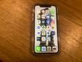Apple iPhone 11 64 GB RED (Afbeelding 1 van 2)