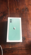 Apple iPhone 11 64 GB Groen (Afbeelding 1 van 1)