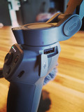 DJI Osmo Mobile 3 (Image 2 of 4)