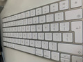 Apple Magic Keyboard QWERTY (Image 4 of 5)