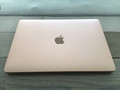 Apple Macbook Air (2020) MVH52N&#x2F;A Goud (Afbeelding 1 van 3)